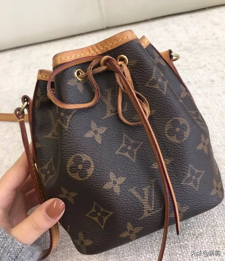 香奈儿包正品有瑕疵吗,香奈儿的包为什么比gucci贵那么多