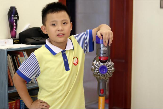 戴森v8fluffy性能评测及价格查询,戴森v8fluffy