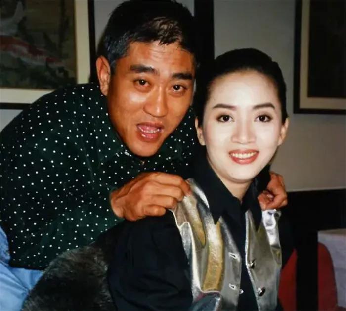 雄霸千叶真一年轻时候照片,千叶真一张耀扬古惑仔