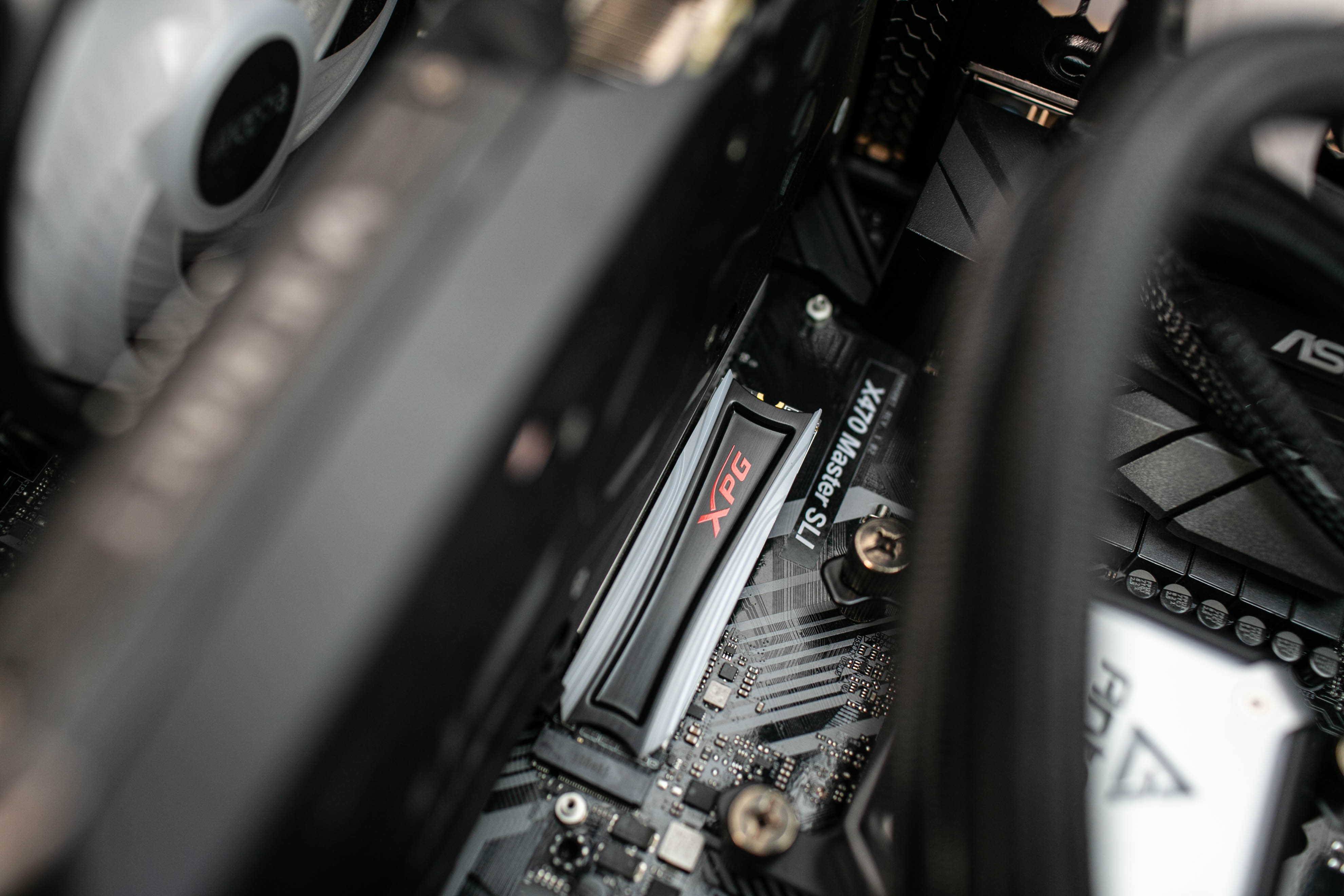 威刚512gsx6000固态硬盘测评,威刚s40g固态硬盘