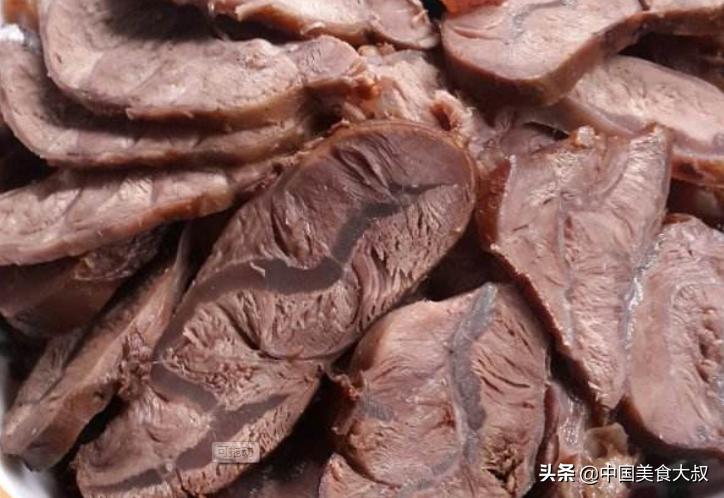 如何使卤出的牛肉回味更好?怎样才能有效避免牛肉一切就碎?