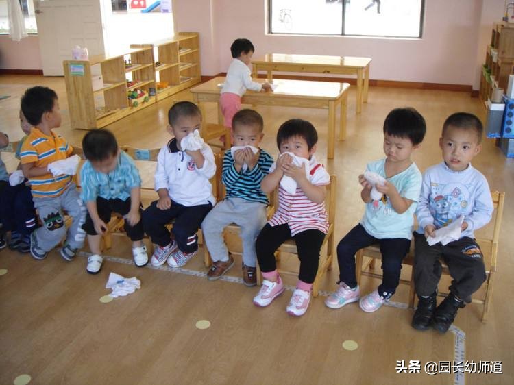 幼师怎么解决小朋友的吵闹,面对幼儿经常吵闹幼师应该怎么做