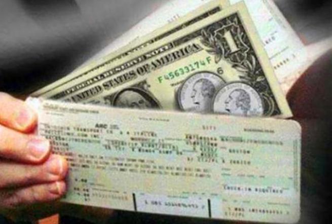 男子花25万买一张无限次机票,男子花25万无限次机票