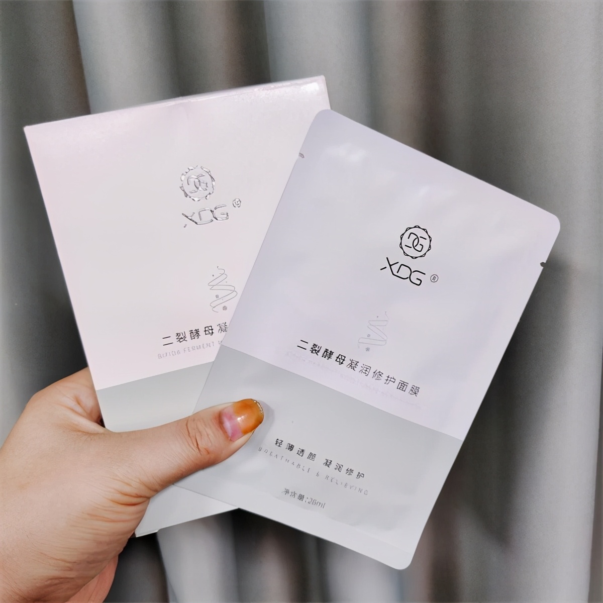 黑头被堵在毛孔里挤不出来怎么办,黑头已经出来了但是毛孔还是黑的