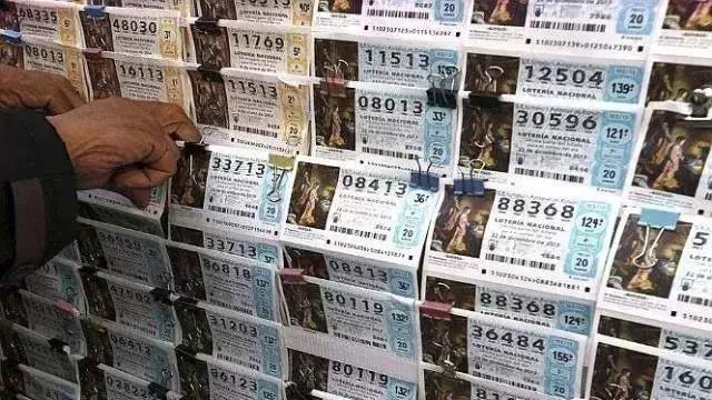 彩票中大奖的人最终过得如何,彩票中大奖的真实事例