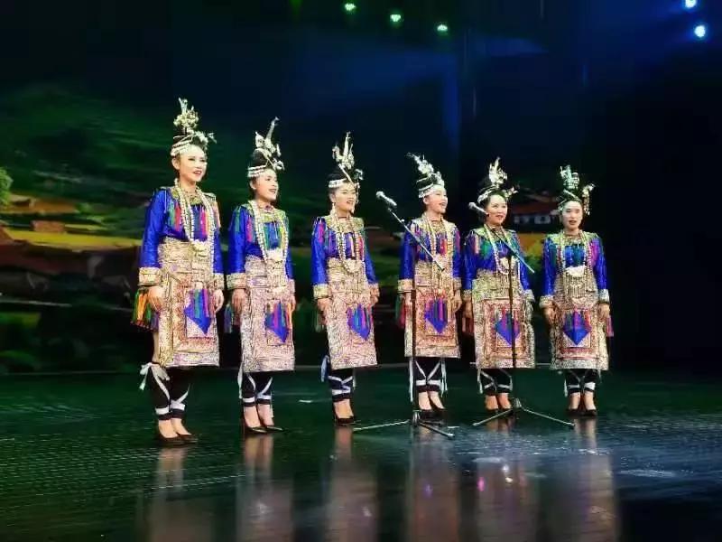 广东人去贵州门票半价,贵州广东人免门票景区