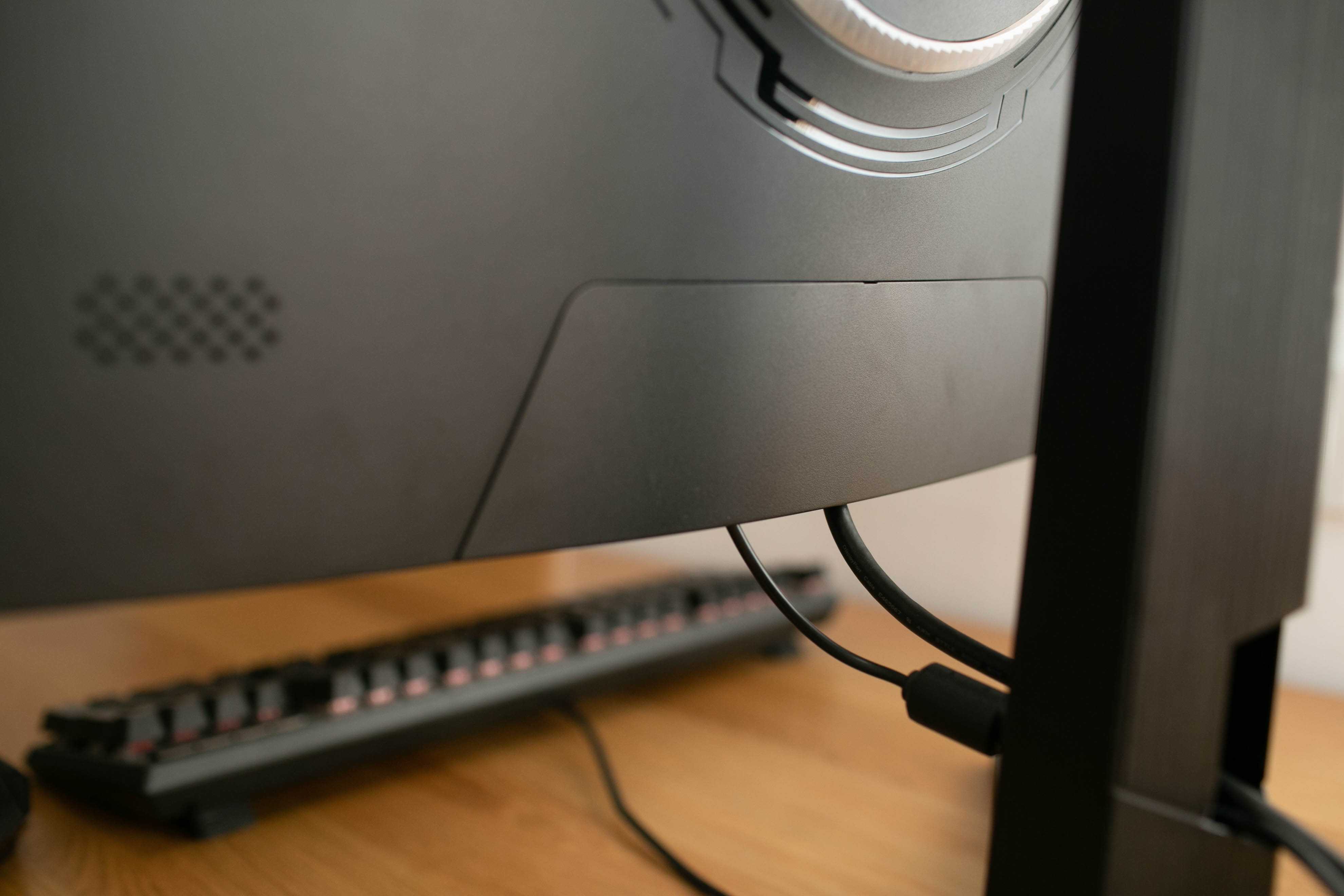 微星pag304cqr显示器测评,微星mag321qr显示器测评