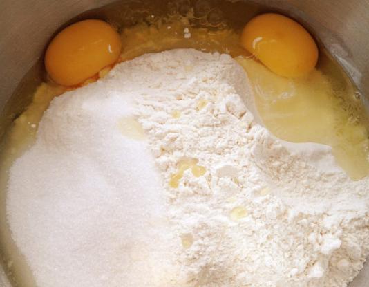 简单面包做法小孩自己可以做的,面包各种花样做法