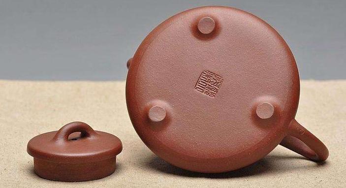 木瓜紫砂壶的魅力,男人拥有四把紫砂壶