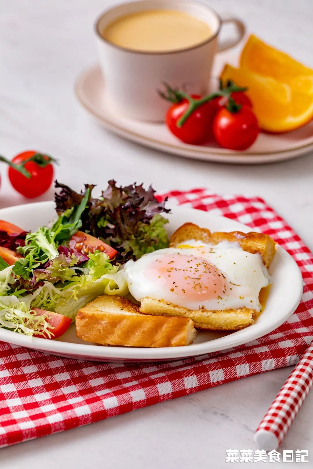 上班族午饭微波炉加热,微波炉解决一日三餐