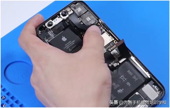iphone11pro主板详解,iphone11pro主板详解图