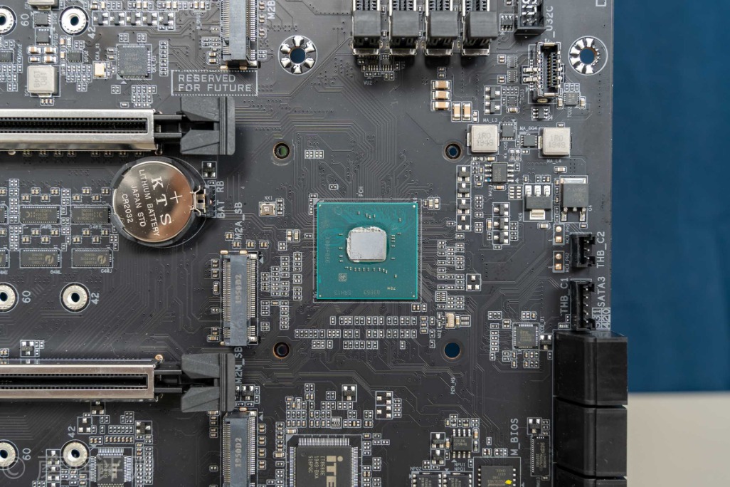 技嘉最强主板z390,技嘉主板z390aoruselite