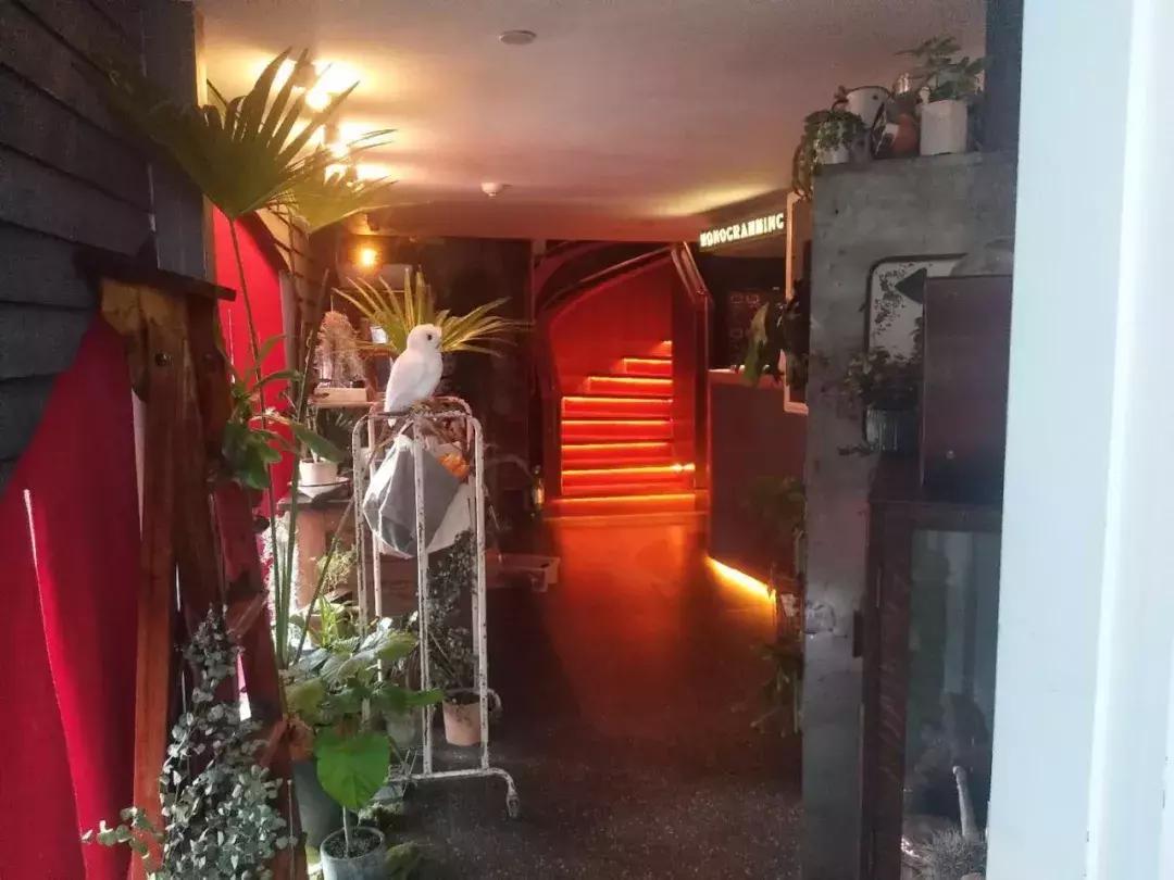 言几又书店西安迈科店,言几又迈科中心旗舰店