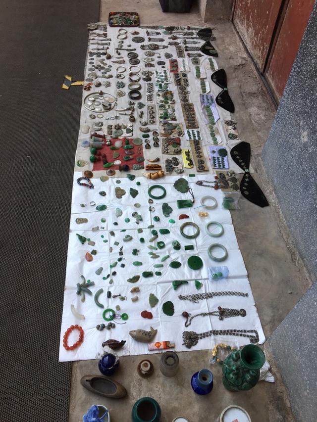 云南玉溪哪里有卖古玩,云南玉溪古玩地摊市场在哪里