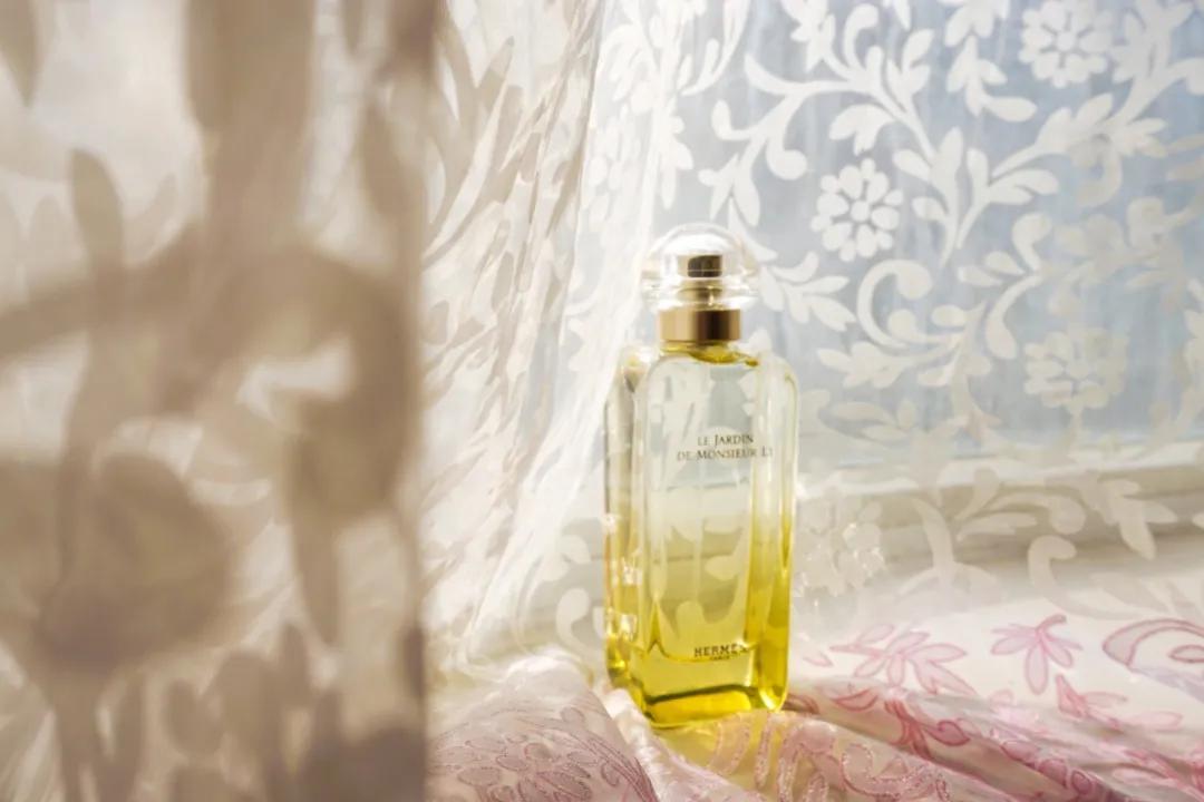 hermes2018鏄ュ鐢峰+,hermes杞诲ア