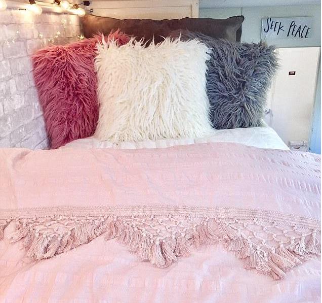 对宿舍不满意,女生寝室改造方法妈妈看了都惊呆