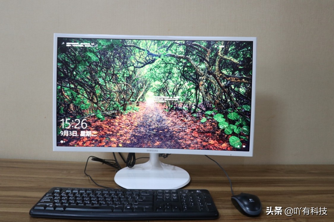 三星显示器带电视功能,三星显示器适合玩游戏么