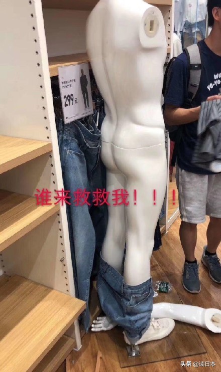 优衣库猫爪杯t恤,优衣库猫爪杯