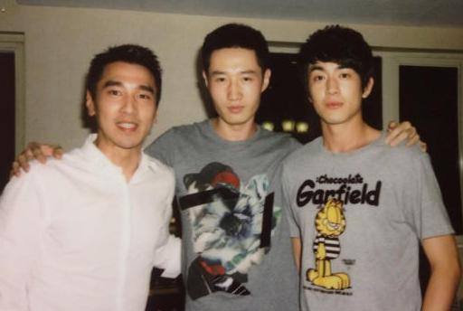 “一指禅”后，白百何频曝新恋情，上演“摸臀杀”的张爱朋去哪了