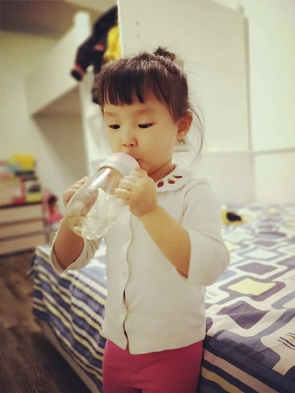 儿童有壶套的水壶,有孩子必备水壶