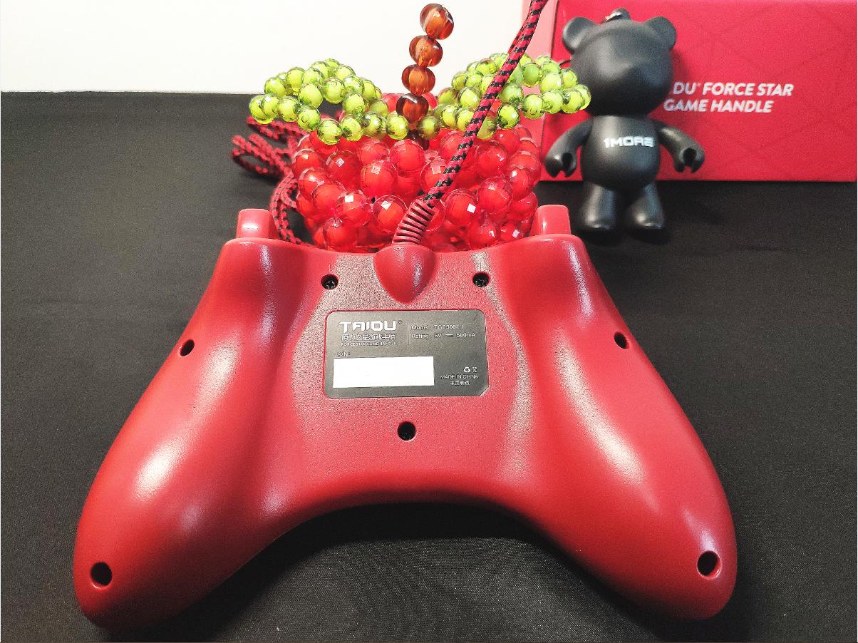 1000左右带手柄的电竞手机,颜值超高和质感好的游戏本