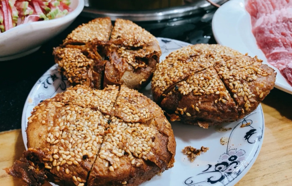 老北京涮羊肉火锅怎么正确吃,老北京涮羊肉vs潮汕牛肉火锅