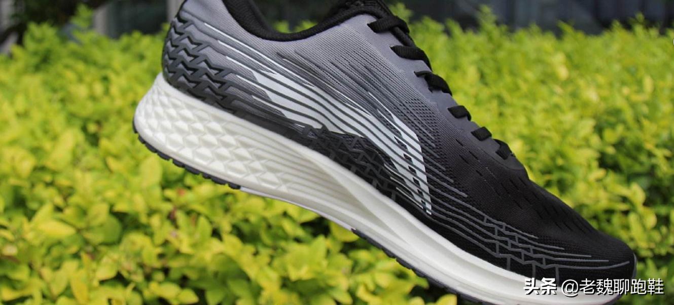 值得学生党入手的三双跑鞋,跑鞋到底选哪一双最好平民价
