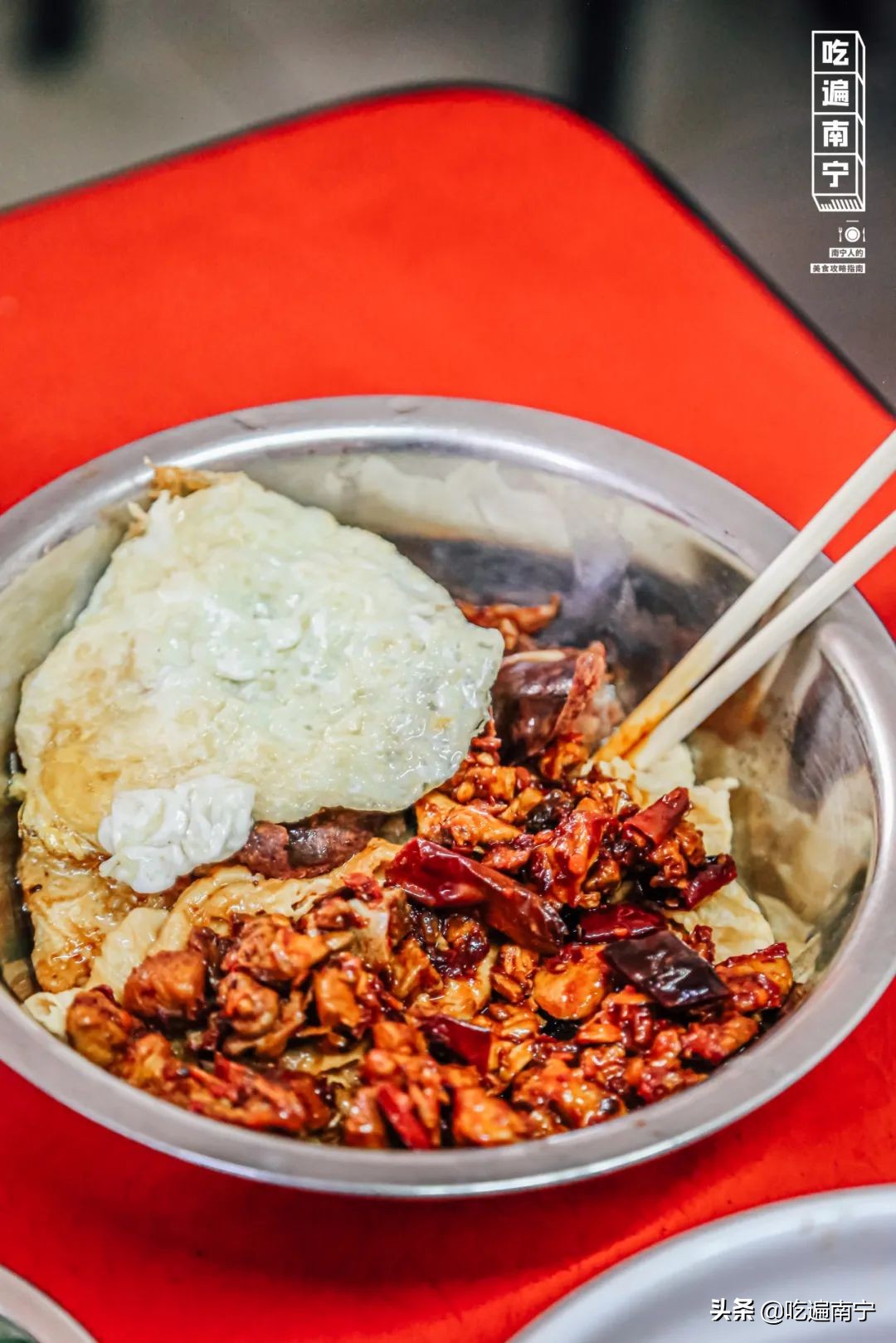 这碗桂林米粉不对劲，南宁人吃没毛病，桂林人看了一直骂