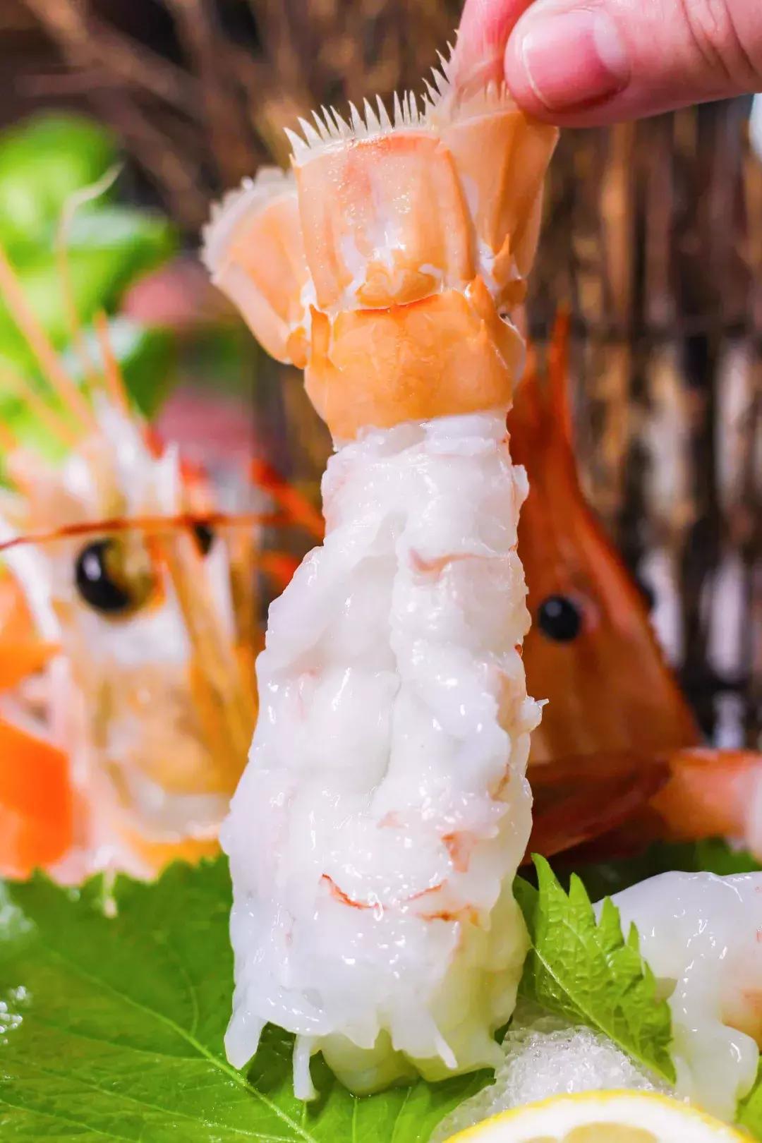 厦门超贵贵贵贵“保姆烤肉”！一口627元！借钱也要来吃……