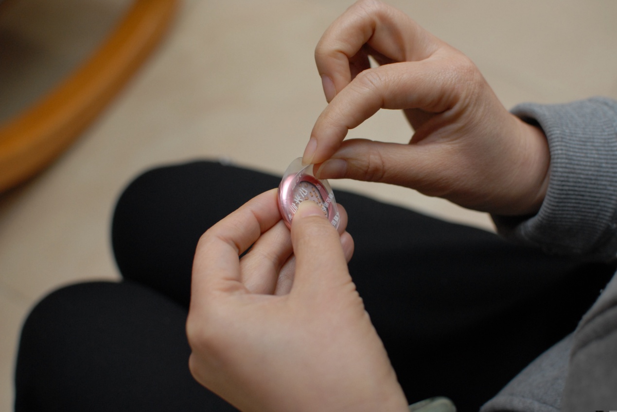 28倍冷光嫩肤，轻松抚走鱼尾纹：小米有品小光仙眼纹抚纹仪