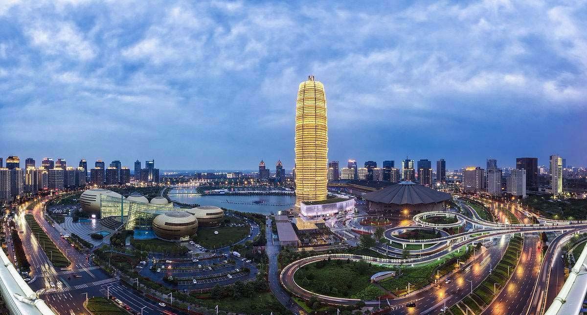 河南高铁乘务专业最好学院,在高铁上课