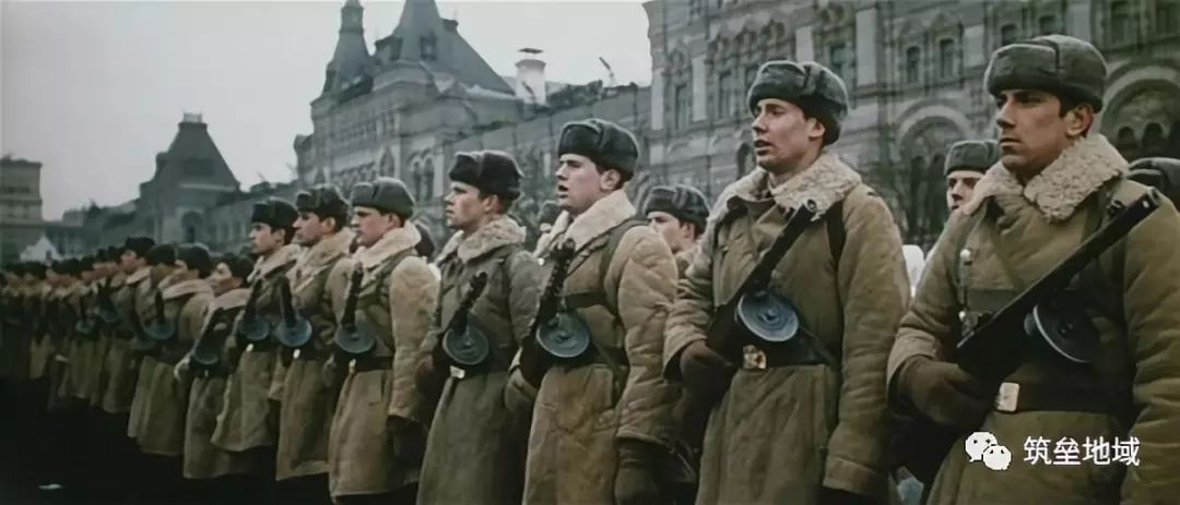 苏联波波沙冲锋枪有多猛,德军打苏联冲锋枪