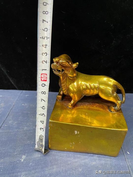 结婚三金选择黄金还是彩金,结婚金首饰怎么挑选