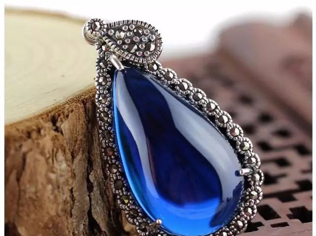 化学人眼里的珠宝首饰是怎样的?你想不到吧?