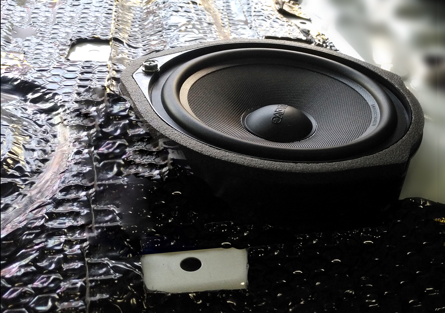 雅阁十代改装音响,十代雅阁改装音响嗡嗡响