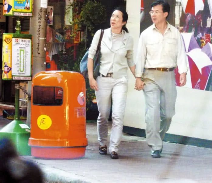 郭晶晶的婆婆如今被宠成少女,郭晶晶婆婆是哪届港姐