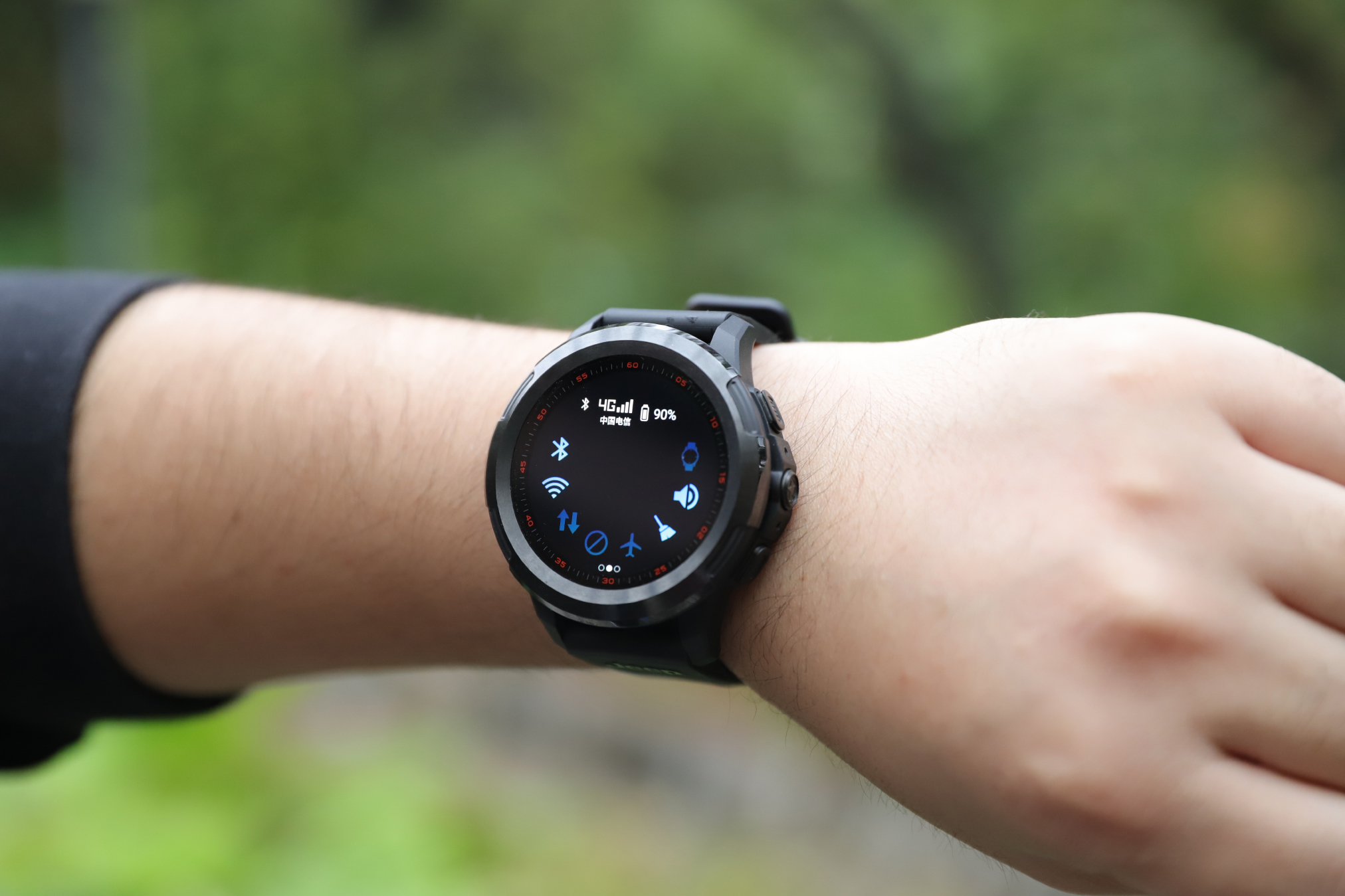 jeep智能全境界腕表pro值得买吗,jeep智能全境界腕表pro多少钱