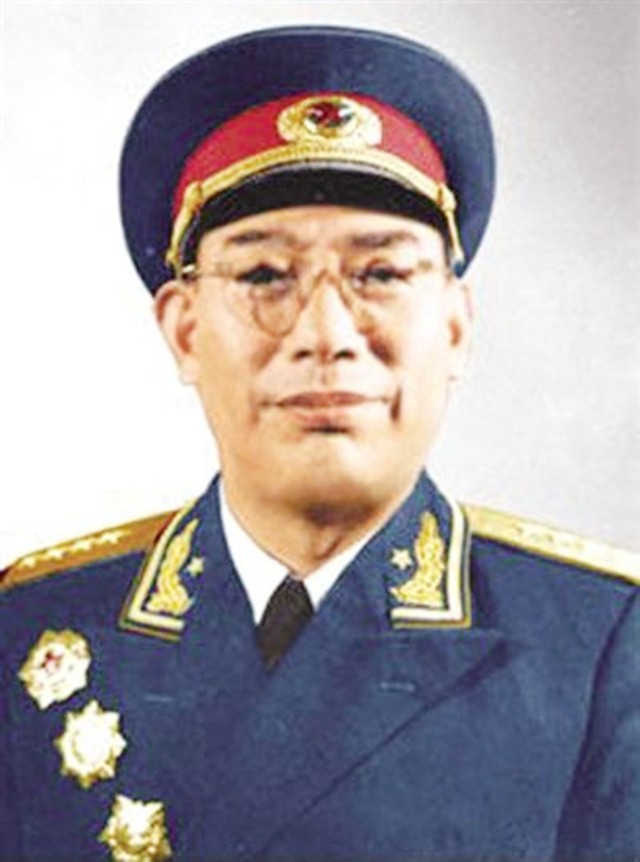 1955年授衔后，国家领导人及开国将帅拿多少工资？许光达例外