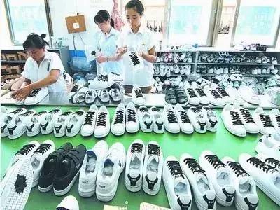 让正品开始怀疑自己，20年的努力，莆田走向了全世界！