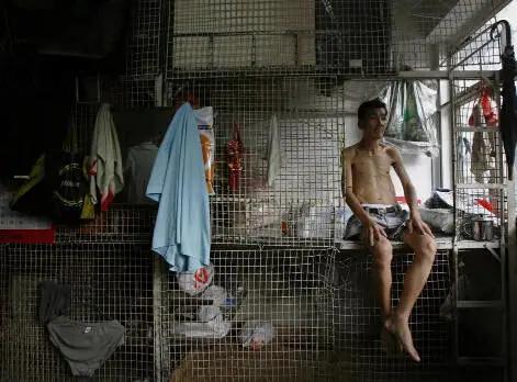 香港蜗居生活惊呆澳媒,香港人的蜗居真实生活