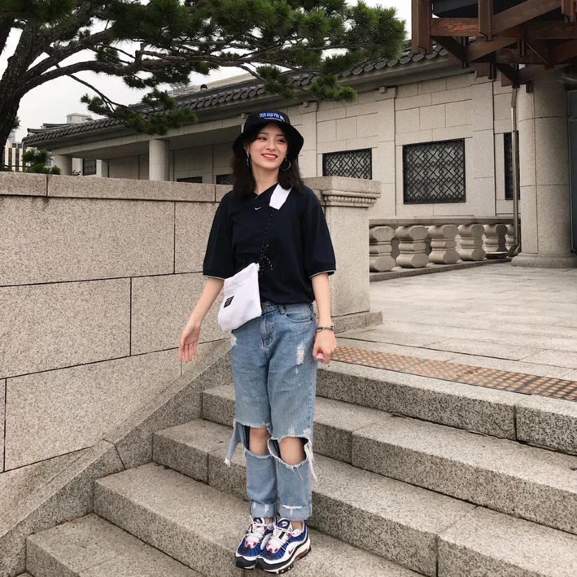 女的穿什么运动鞋好看,日常穿运动鞋推荐女