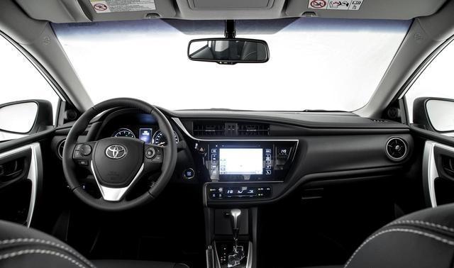 买新卡罗拉还是二手凯美瑞 (2019卡罗拉与二手凯美瑞)