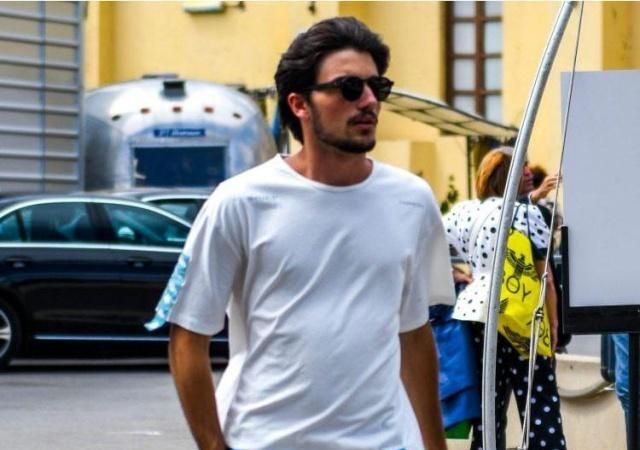 潮男怎么选择白色t恤,男士白t恤怎么穿不透