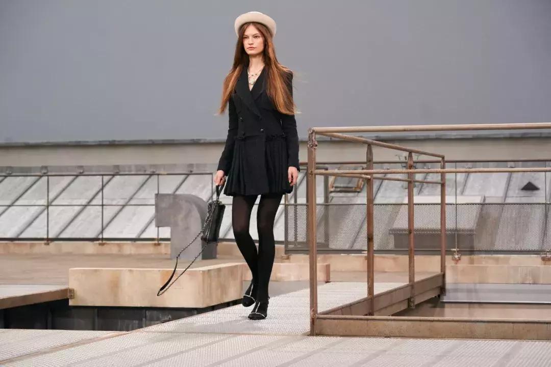 香奈儿neverfull中号手袋,香奈儿mademoiselle手袋