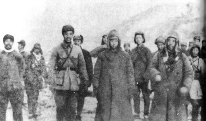 46岁女红军和丈夫相认,女红军与丈夫走失40年后重逢