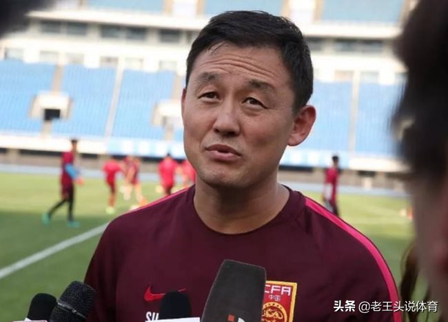 02年世界杯孙继海踢哪边后卫,孙继海在世界足坛的地位