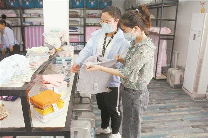 七师一二三团：“链”出新希望