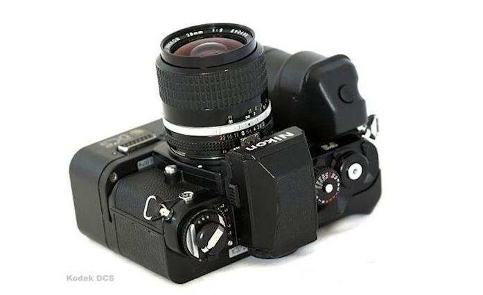 尼康玻璃,尼康的历史简介