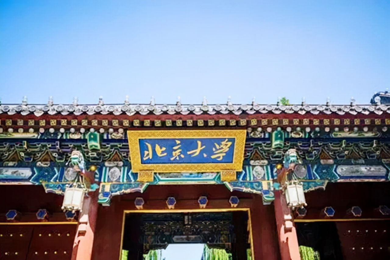 北大才子余杰：自称蒙古人，勾结*华反**势力讨好美国，一切有迹可循