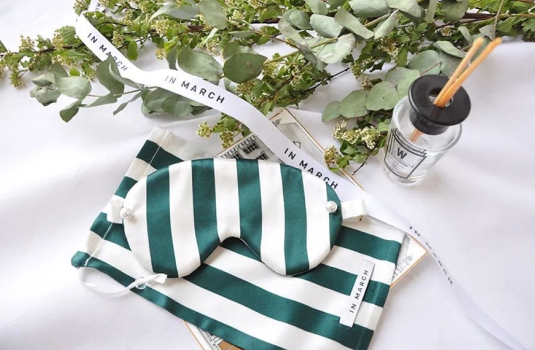 宅家必备的高颜值睡衣,夏季必备真丝枕套